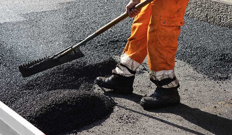 Porous asphalt is made for water