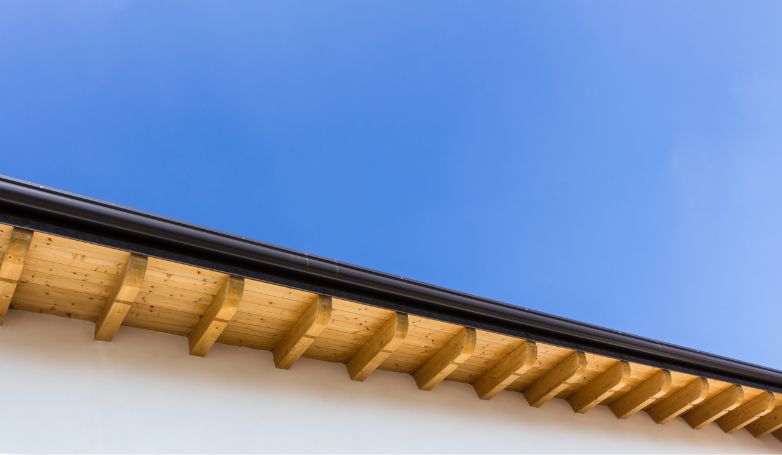Example of a roof overhangs that acts as a drain for water